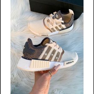 2021 Fall Snakeprint Swarovski Crystal Women’s Adidas NMD